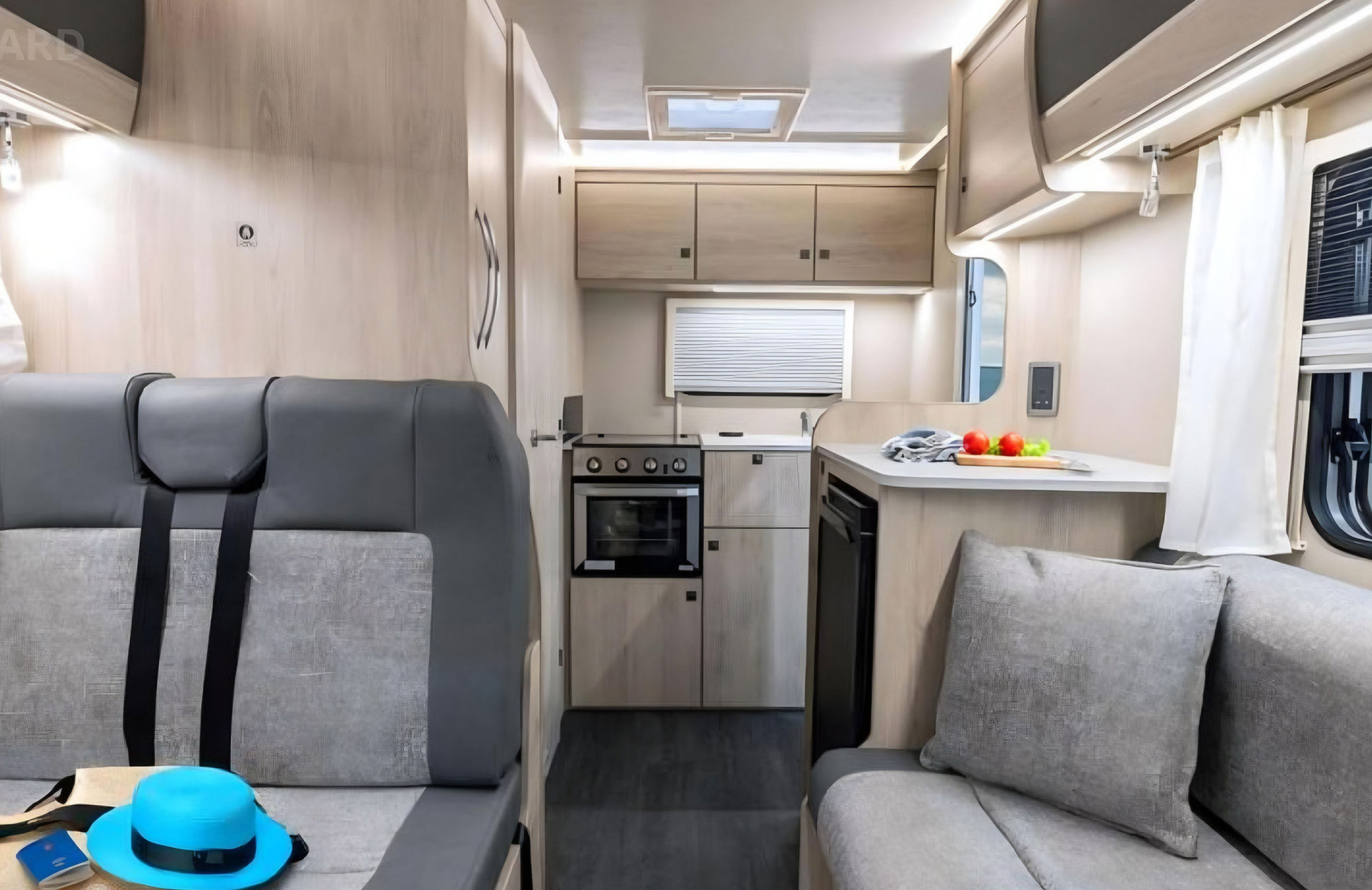 2026 Auto-Trail Expedition C63 8 Auto-Trail-EXPEDITION-C63-1