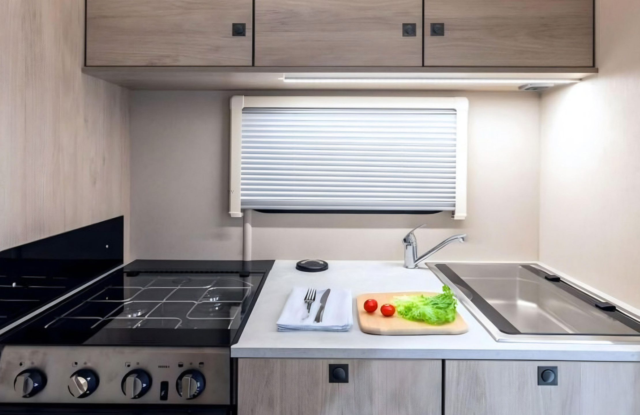 2026 Auto-Trail Expedition C63 10 Auto-Trail-EXPEDITION-C63-3