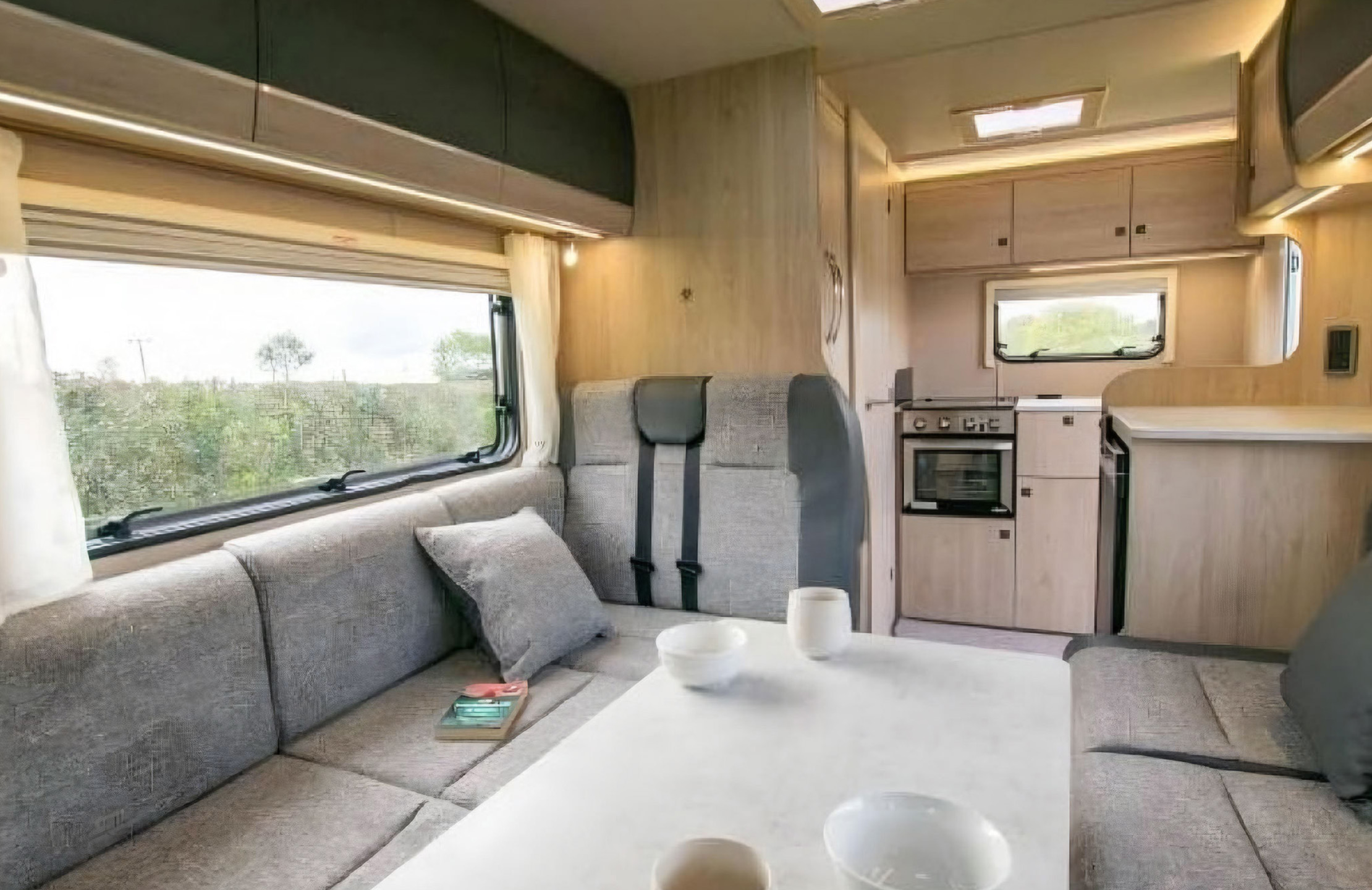 2026 Auto-Trail Expedition C63 12 Auto-Trail-EXPEDITION-C63-5