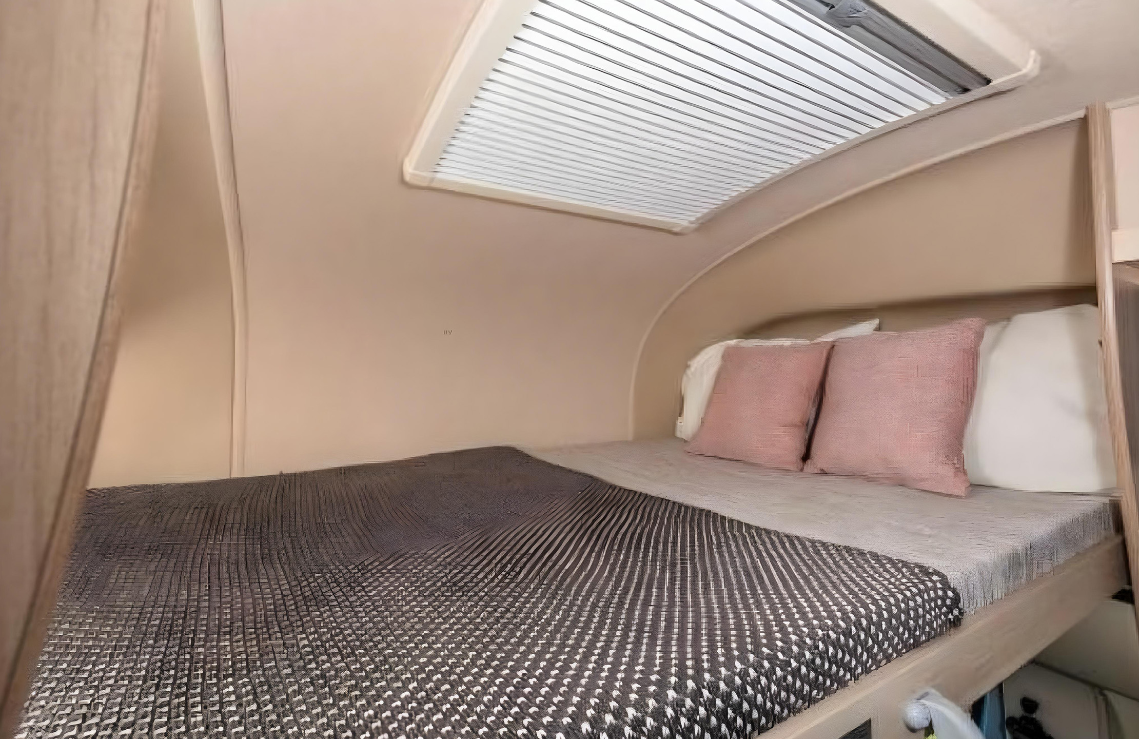 Auto-Trail-Expedition-C710__72681