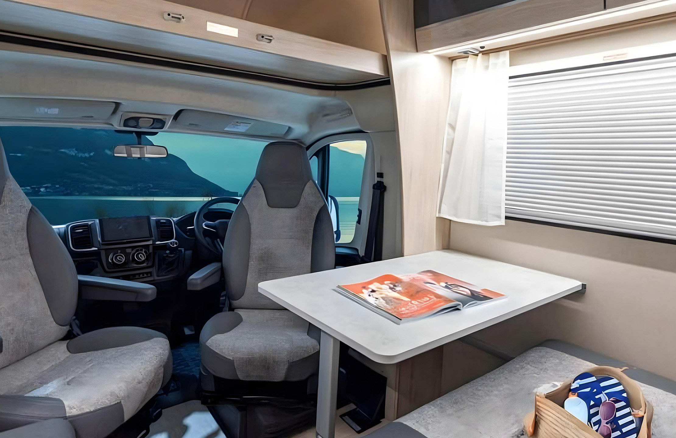 Auto-Trail-Expedition-C710__72684