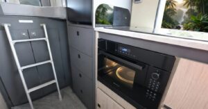4.1 kitchen microwave